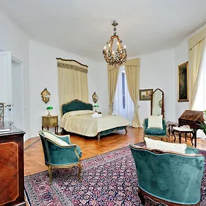 amazing-suite-via-veneto.it-romehotels.com/